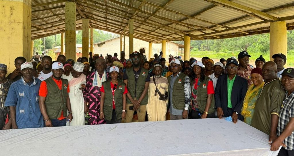 Avec la population de Benty Avec la population de Benty